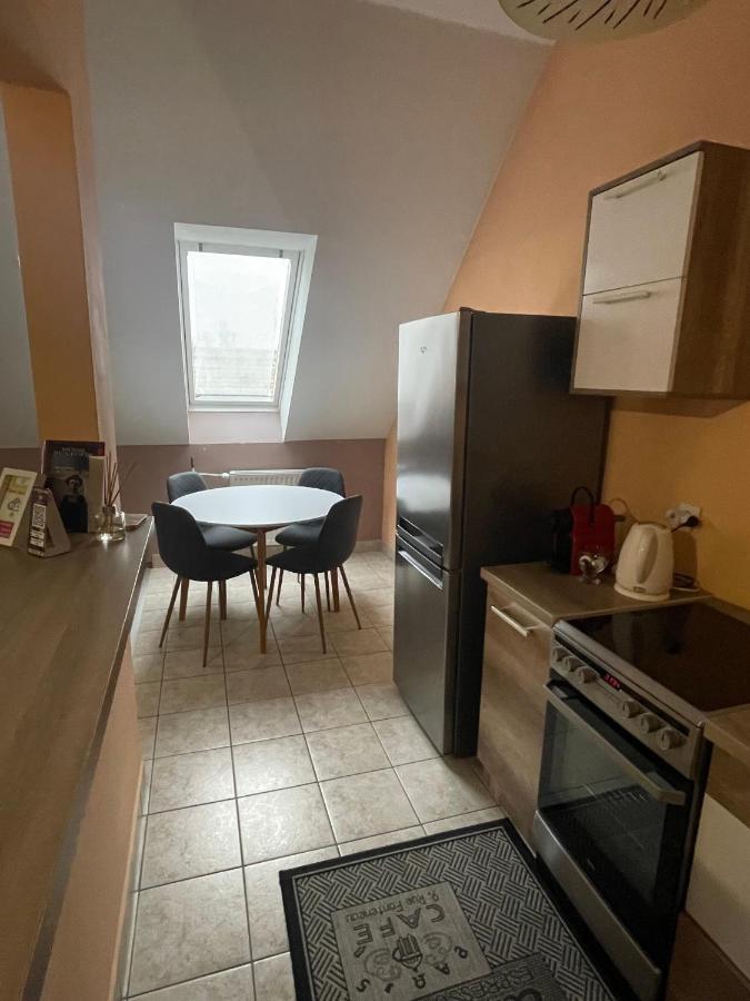 Palank Apartman Мошонмадьяровар Экстерьер фото